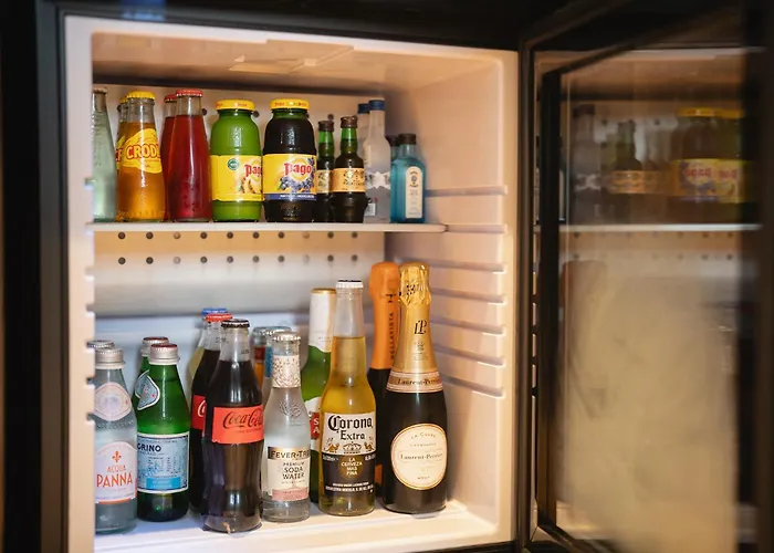 Park Penthouse & Pool - Heated Pool - Bed and Breakfast Μπάρι