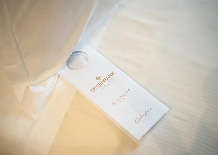 Park Penthouse & Pool - Heated Pool - Bed and Breakfast Μπάρι