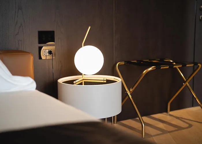 Park Penthouse & Pool - Heated Pool - Bed and Breakfast 4*