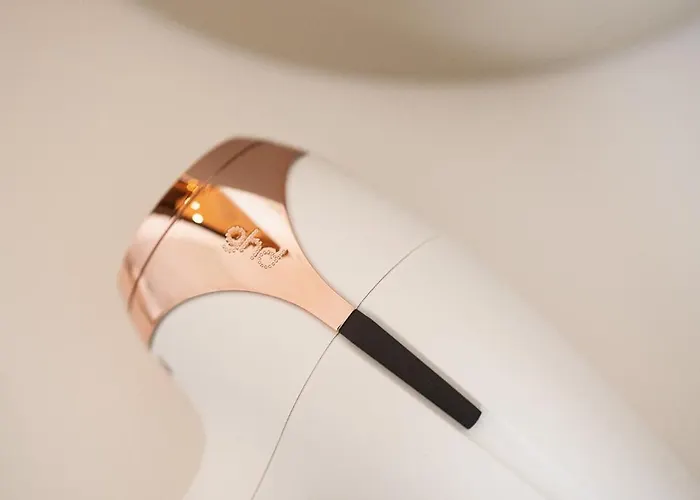 Park Penthouse & Pool - Heated Pool -