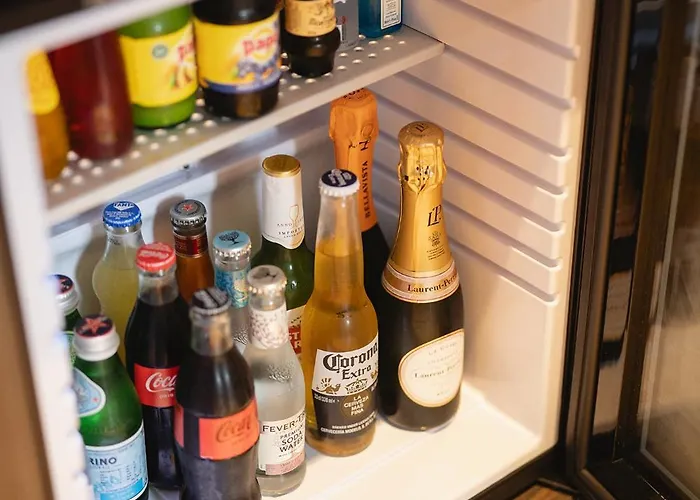 Park Penthouse & Pool - Heated Pool - Bed and Breakfast Μπάρι