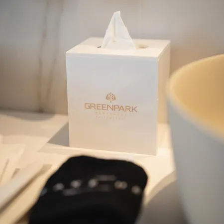 Bed and Breakfast Park Penthouse & Pool - Heated Pool -