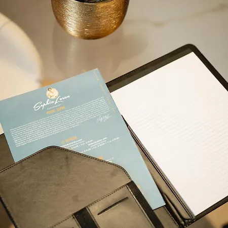 Park Penthouse & Pool - Heated Pool - Bed and Breakfast