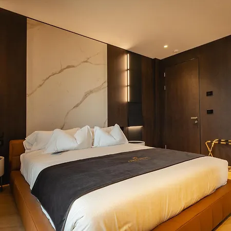 Park Penthouse Suite&pool - Heated Pool - 4*