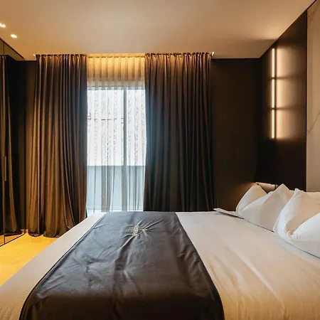 Park Penthouse Suite&pool - Heated Pool -
