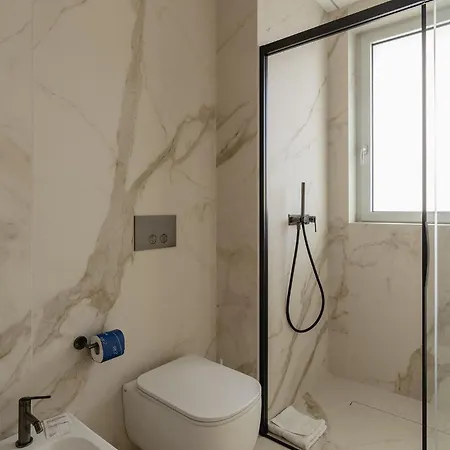 Park Penthouse & Pool - Heated Pool - Μπάρι