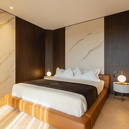 Park Penthouse Suite&pool - Heated Pool -