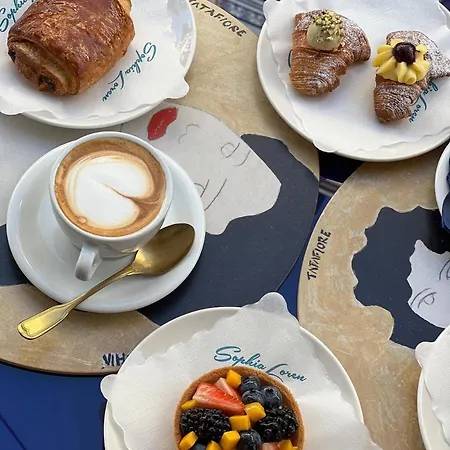 Park Penthouse & Pool - Heated Pool -