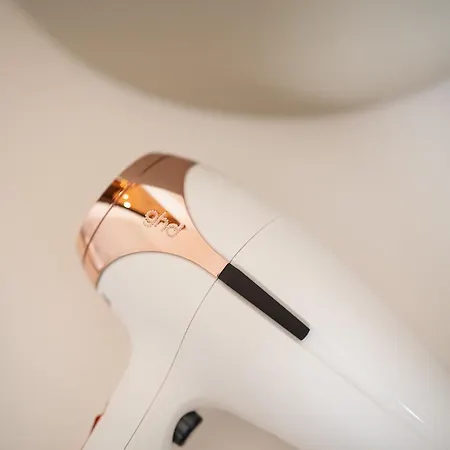 Park Penthouse & Pool - Heated Pool -