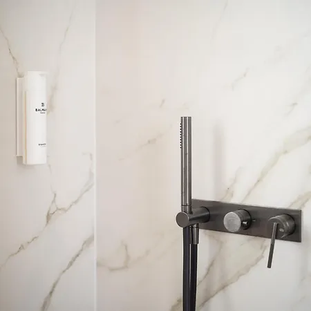 Bed and Breakfast Park Penthouse & Pool - Heated Pool -