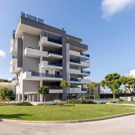 Park Penthouse & Pool - Heated Pool - 4* 巴里