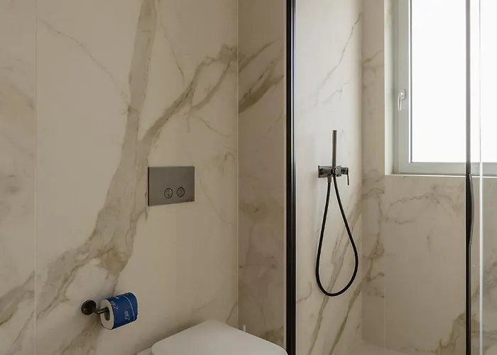 Park Penthouse & Pool - Heated Pool - Bari